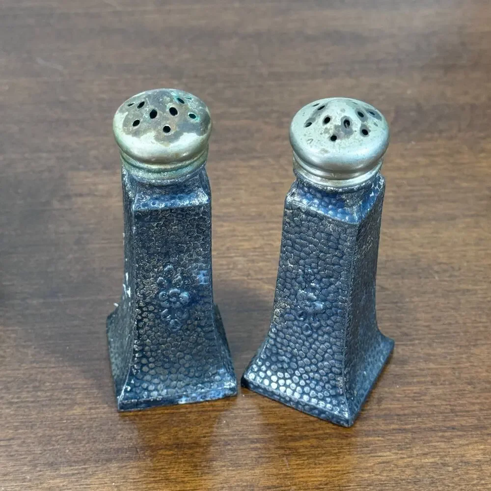 Vintage Salt & Pepper Shakers Nickel Silver Presto CCC 33 Pebble 3.25